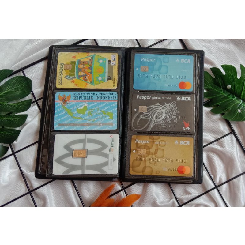 

Album kartu nama 96 slot/name card holder/album atm/album logam mulia/tempat kartu nama