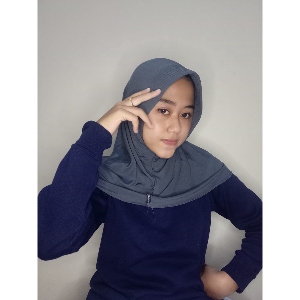 HAYFA - Jilbab Sport Olah Raga Jogging Simpel Adem Nyaman Dan Murah Hijab Instan Volly Ringan Tidak Terawang Kerudung Jogging No Nerawang Ga Bikin Gerah Bahan Lembut Surabaya Pekalongan Jakarta-Volly Abu Tua