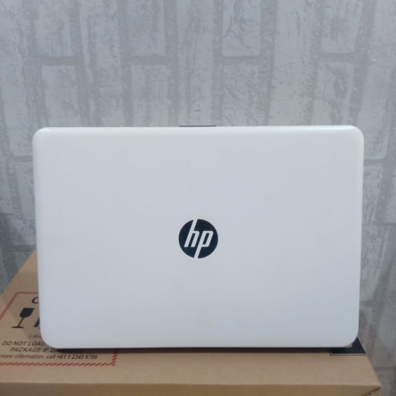 Laptop Hp 14-ac186TU, Core i3 - 5005U Gen 5th, Ram 4GB HDD 500GB Layar 14 inch Windows 10 Siap pakai