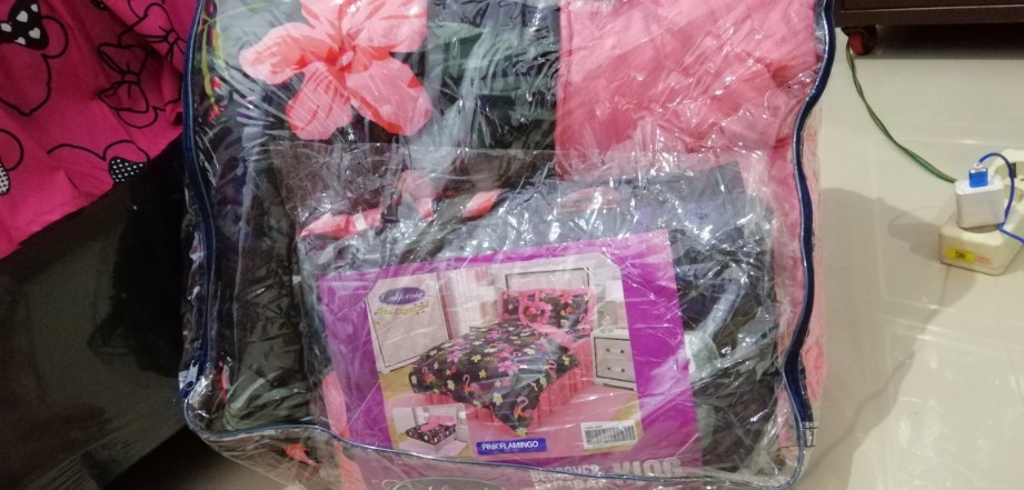 California  Bedcover + Sprei Rumbai 180x200 Pandora Rogan Nurita Flamingo - Bc 180 King 160 Queen