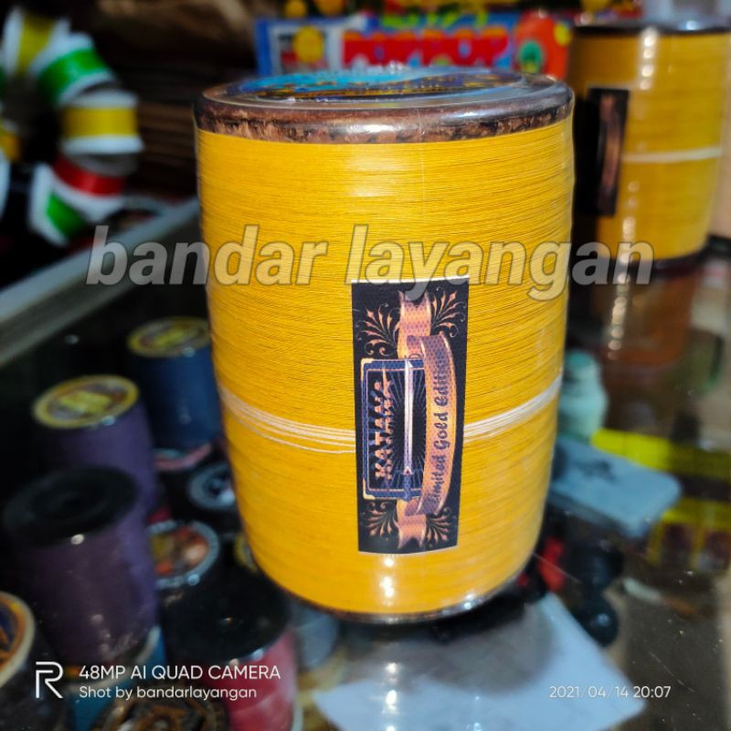 KATANA seri GOLD 40/4 gelasan katun (0,28mm) 6000y. Benang layangan tajam