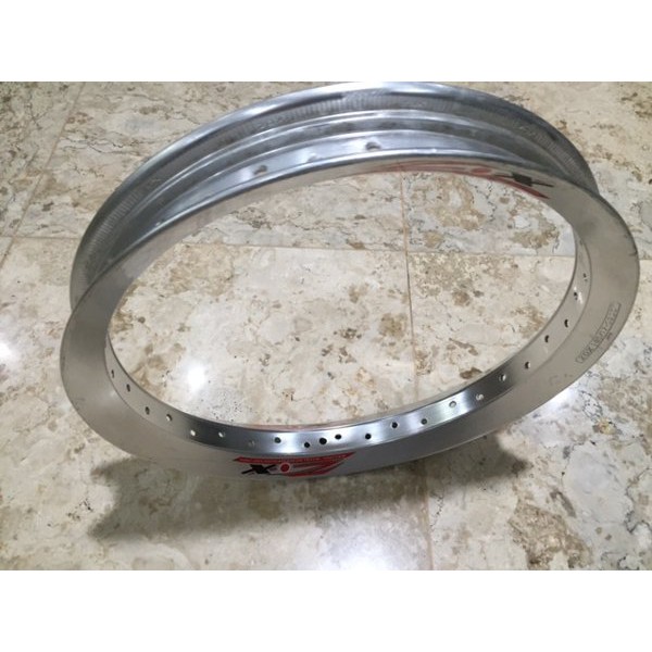 KERENNN Velg ZOX Racing model V 185 x 17 Silver