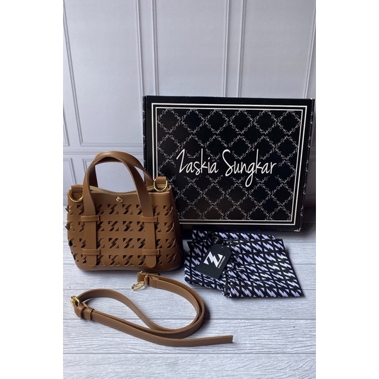 PRELOVED ZENDAYA BAG BROWN ZASKIA SUNGKAR