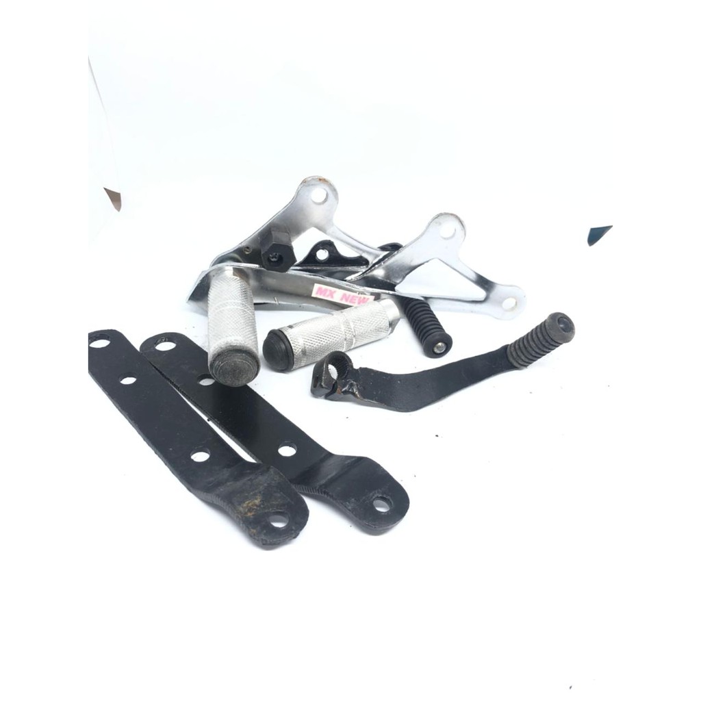 FOOTSTEP depan UNDERBONE motor JUPITER MX OLD NEW chrome besi tebal 1 set - step underbone set oper gigi motor JUPITER MX OLD NEW CHROME BESI TEBAL