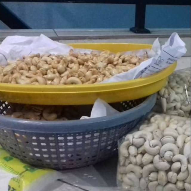 

Kacang mete