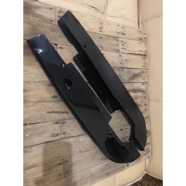 Tutup rantai katengkas ketengkas Suzuki Crystal Original NOS SGP