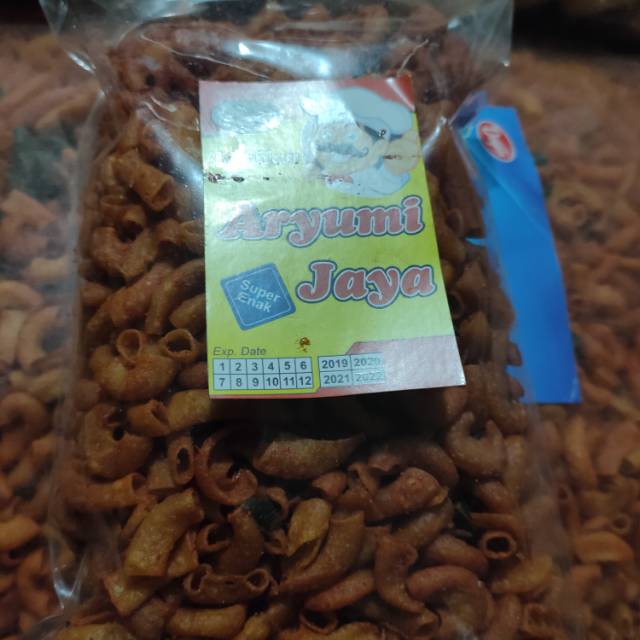 

MAKARONI PEDAS DAUN JERUK