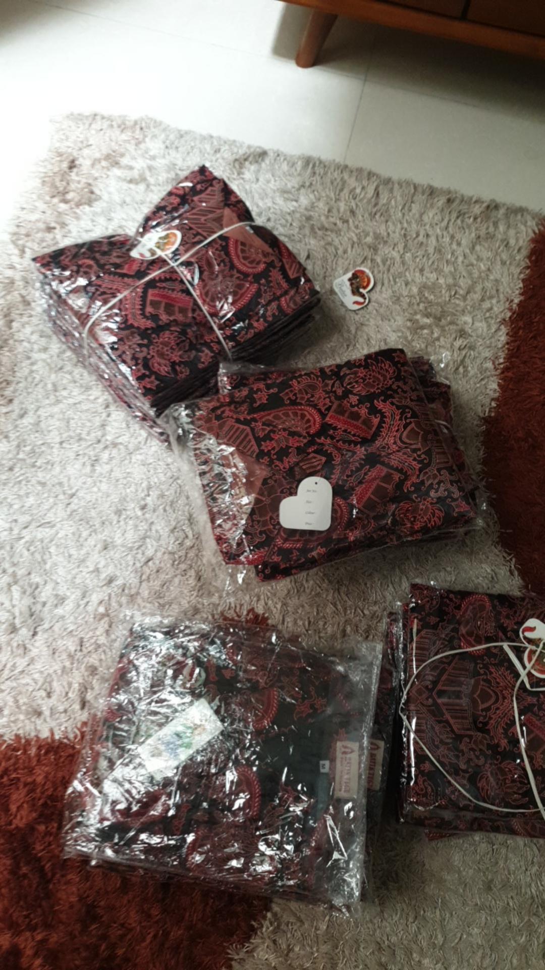 Batik Halus Katun Solo Furing Hero (janda Bolong)