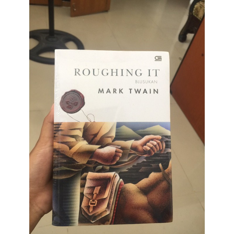 Buku novel Roughing It