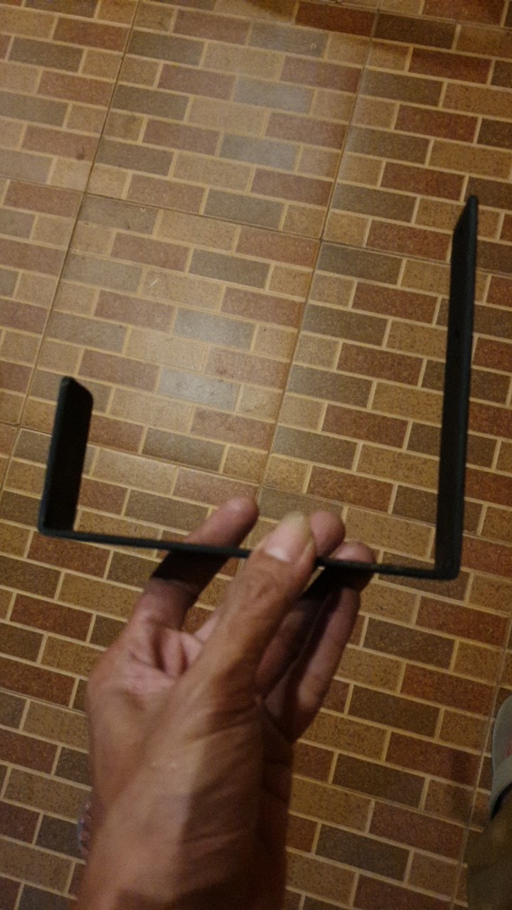 Gantungan Selang Minimalis Kuat Dan Kokoh