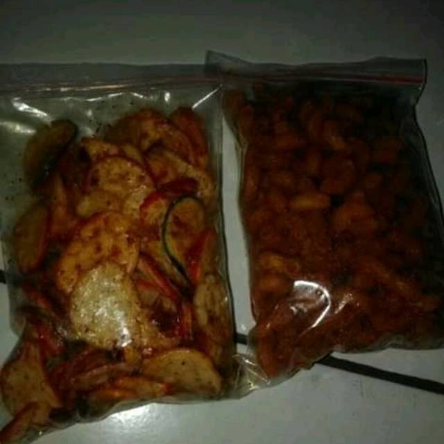 

Seblak merintil hot jeletot
