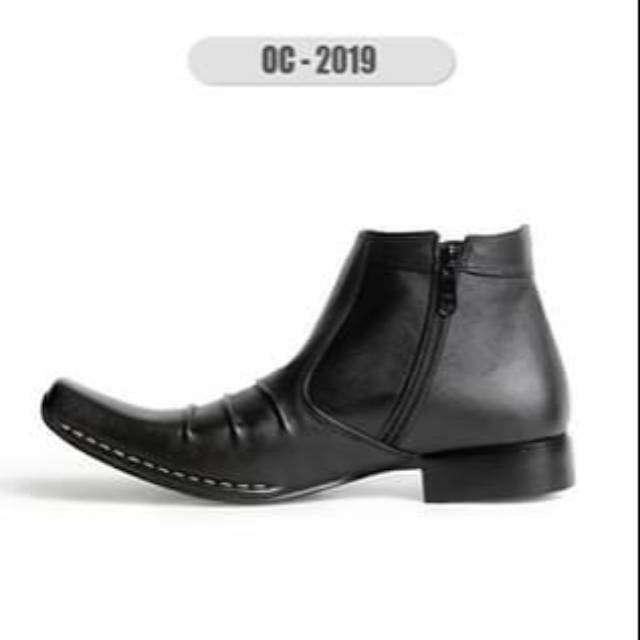 Sepatu kulit PRIA best seller2020