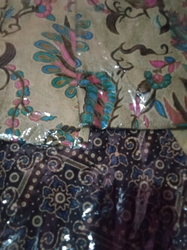 Kemeja Batik Pria Lengan Pendek Motif Merak Toska