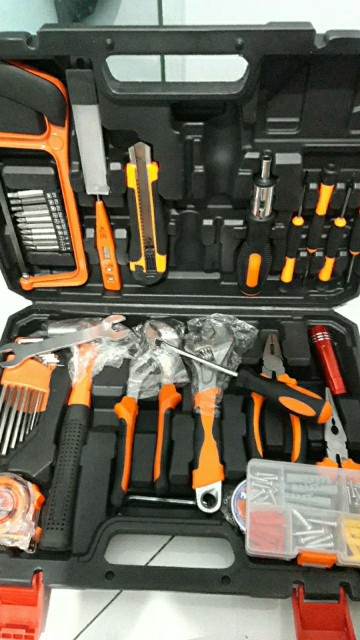 Tool Kit Besar Full Set Palu Tang Kunci L Obeng Gergaji Asli Uchiha