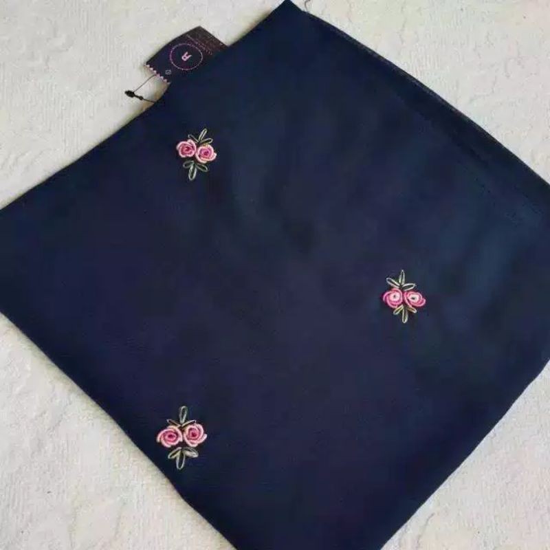 segiempat sulam tangan custom