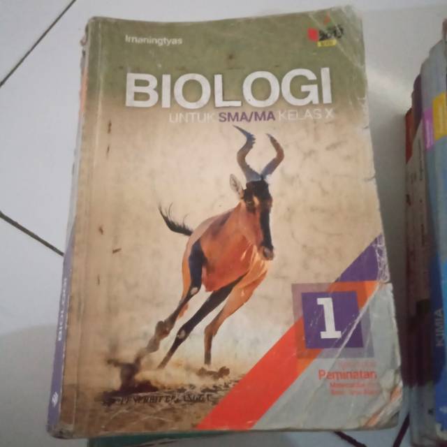 Buku Biologi kelas 10 terbitan Erlangga (Preloved)