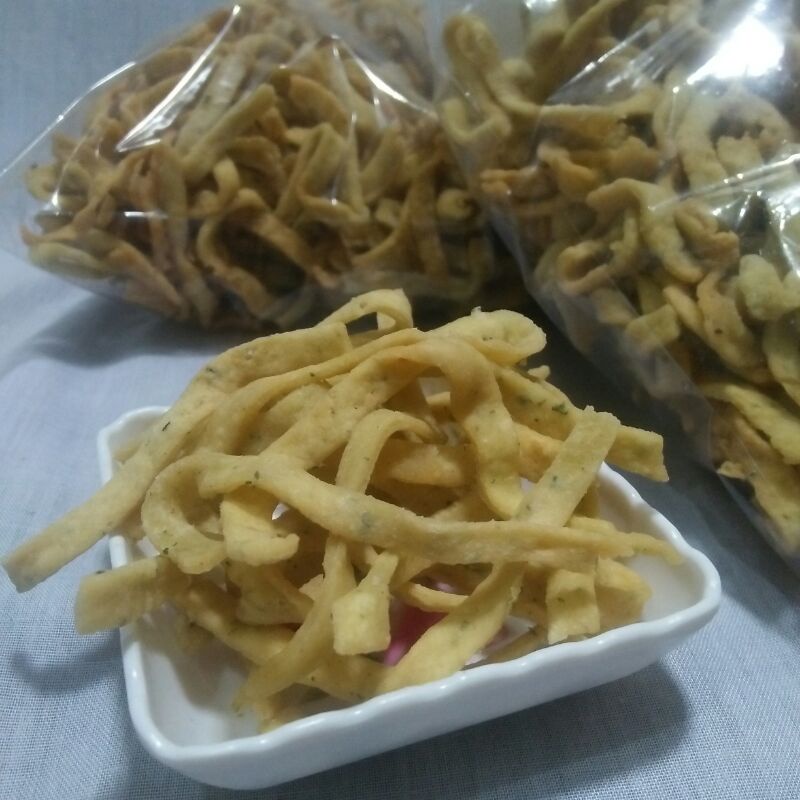

TERENAK KUE BAWANG STICK PANJANG RENYAH CEMILAN SEHAT