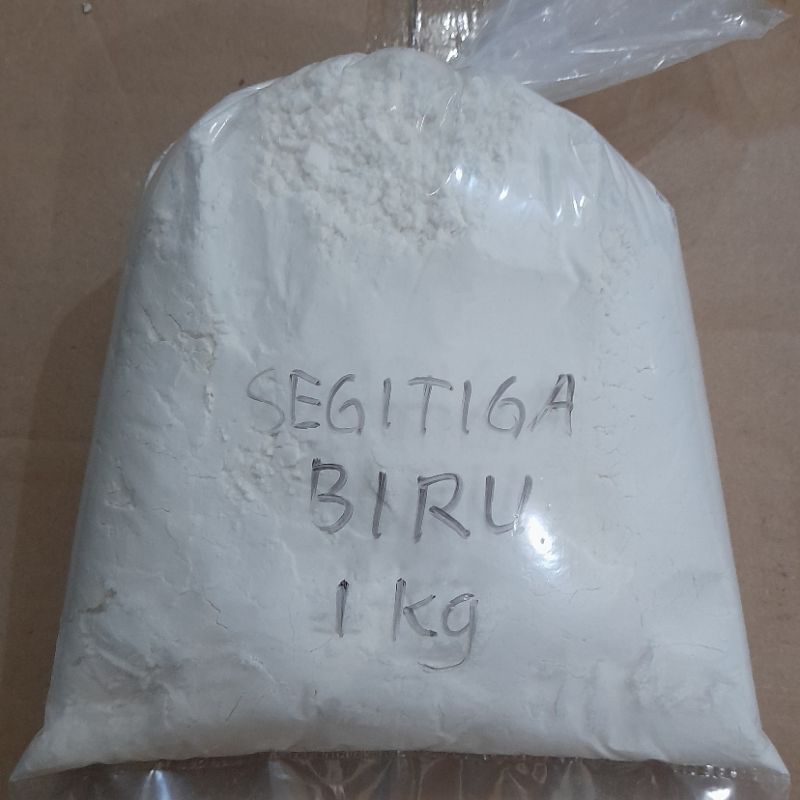 

TEPUNG SEGITIGA BIRU ECERAN 1KG
