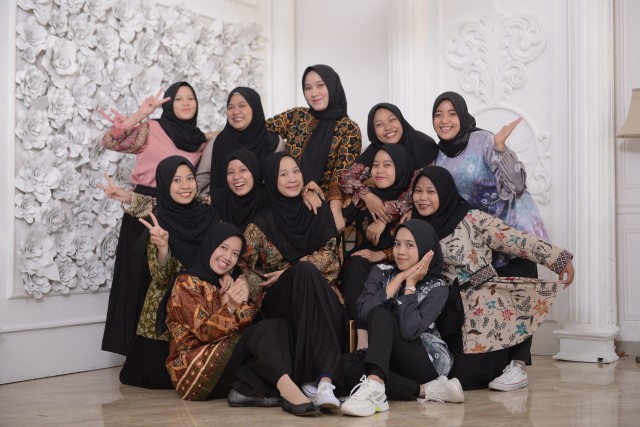 Atasan Batik Wanita Kerja Jumbo Dolby Dolbi Dobby Doby Modern Dan Terbaru 2020