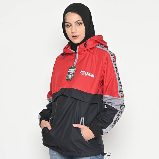 JAKET GUNUNG WANITA