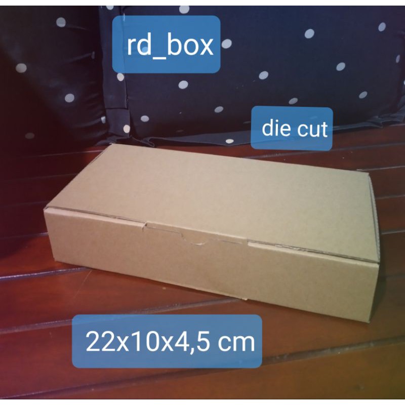 

kardus murah/karton/box uk 22x10x4,5 cm box aksesories,hampers, bronies dan lainnya