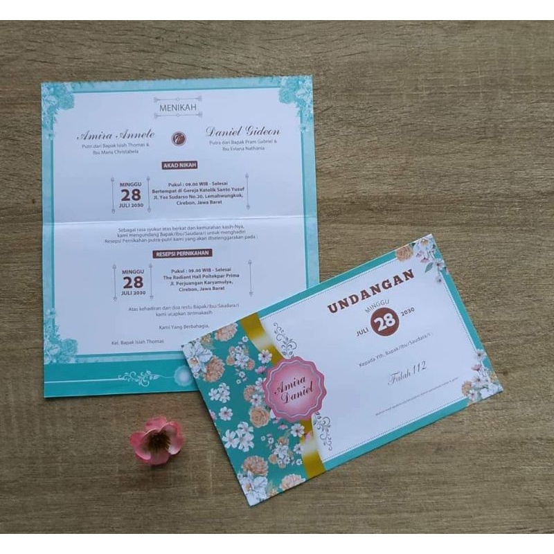 

UNDANGAN PERNIKAHAN MURAH UNIK ELEGAN KARAKTER/KARTUN UNDANGAN NIKAH BLANGKO FELIZ