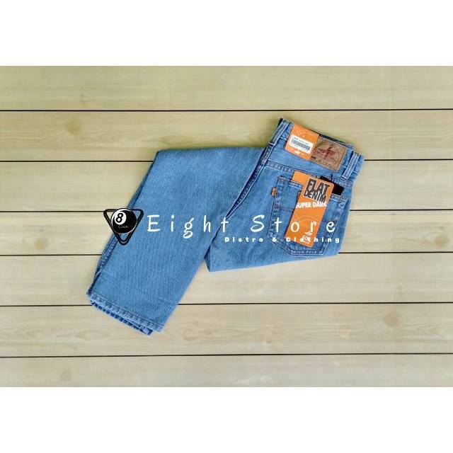 CELANA LEVIS 606 STANDAR REGULER FIT