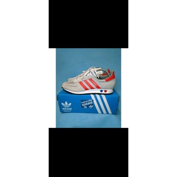 adidas la trainer