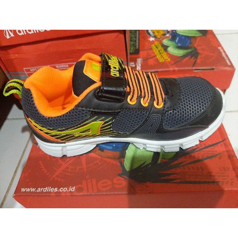 Sepatu Anak Cowok KEREN - sepatu anak cowok keren sepatu sekolah cowok sepatu jalan-jalan cowok