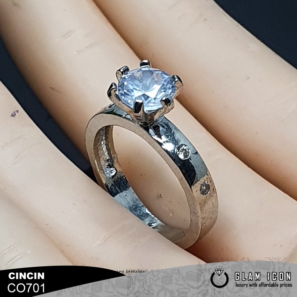 Cincin Couple Mata Soliter Crown  C0701 CCS