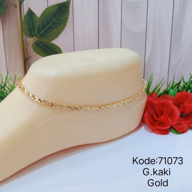 71073.17 Gelang Kaki Titanium Lapis Emas 24k