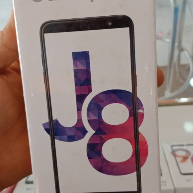 Samsung j8