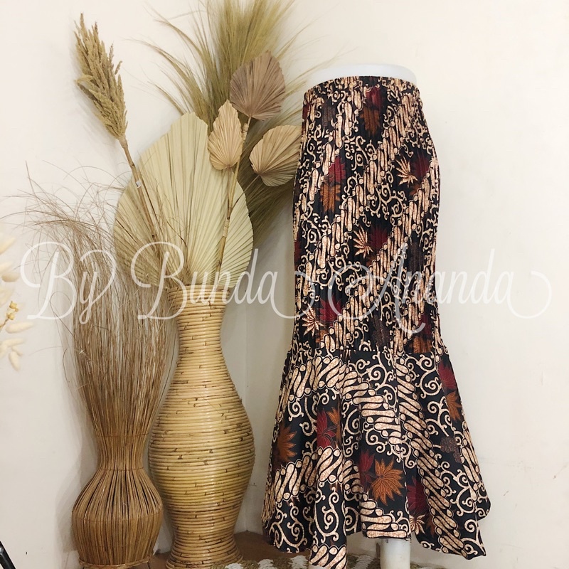 Rok Batik Plisket Duyung-Kenanga Merah