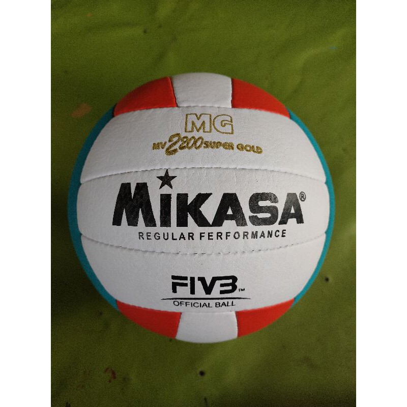 BOLA VOLI  JAHIT/BOLA VOLI EMPUK