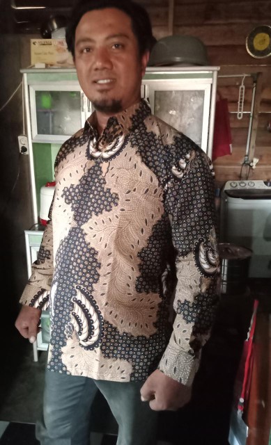Kapal Kandas Kemeja Batik Pria Panjang  By Joko