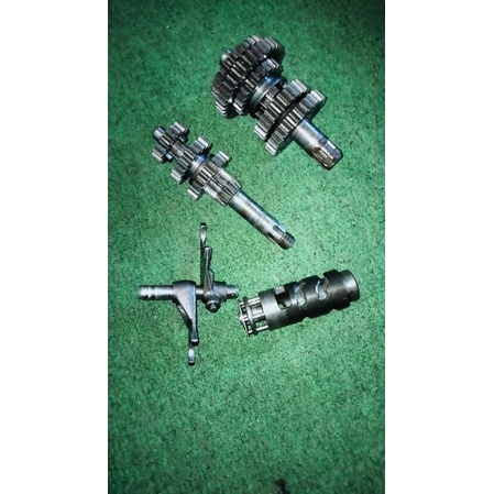 GIGI GEAR GIR RASIO FIZR FIZ R F1ZR F1Z R FULL CLUTCH FULCLUTH ORIGINAL SECOND