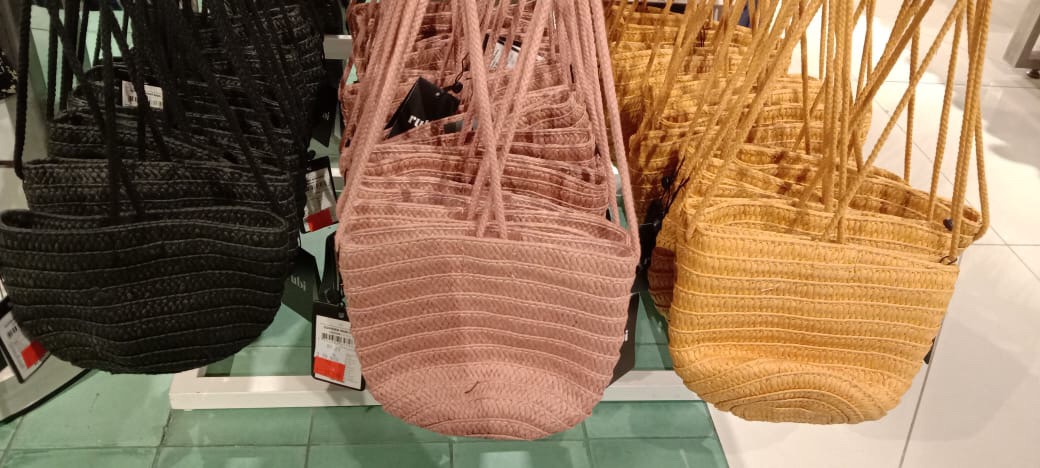 Bayar Di Tempat - Placemat Enceng Gondok / Tatakan Piring Enceng Gondok U 30cm Alas Piring