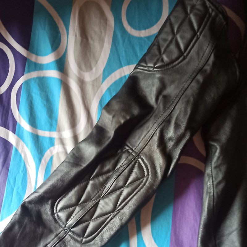 JAKET KULIT MOTOR PRIA BEKAS