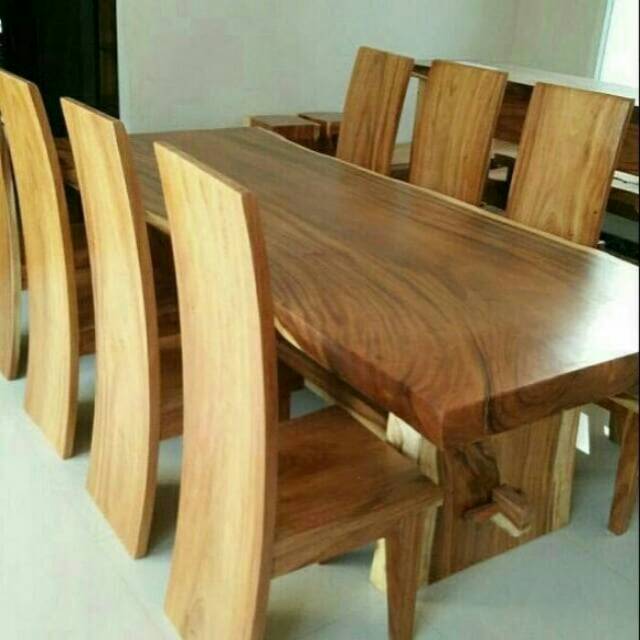 Meja + 8 kursi makan kayu trembesi solid