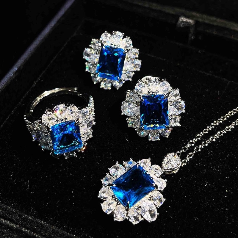 Luxury Jewelry Color Moissanite Jewelry Set