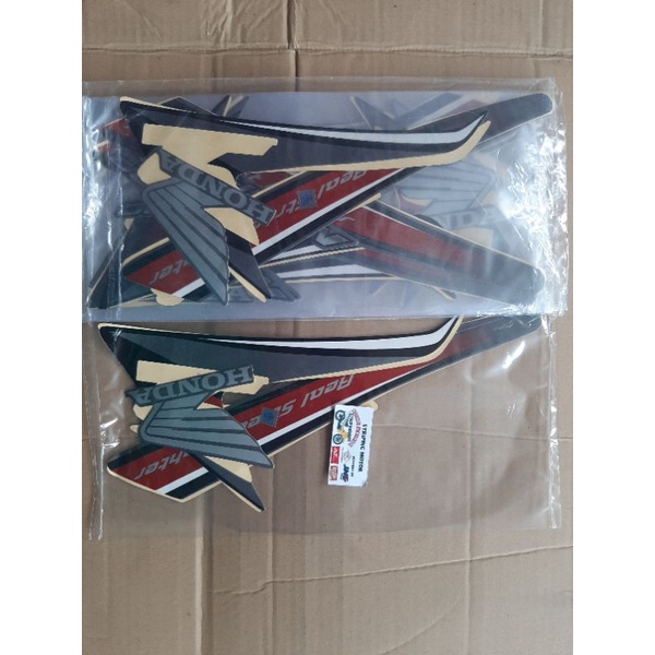STIKER STRIPING LES BODY MOTOR HONDA MEGA PRO MEGAPRO MP MONO 2010 2011 2012 2013 HITAM