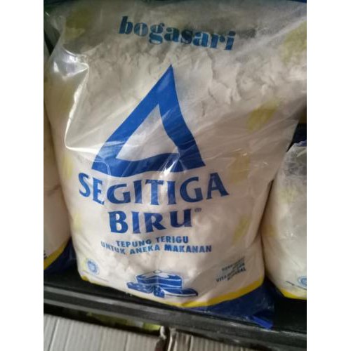 Terigu Segitiga Biru Kemasan 1kg Isi 12pack Per Dus