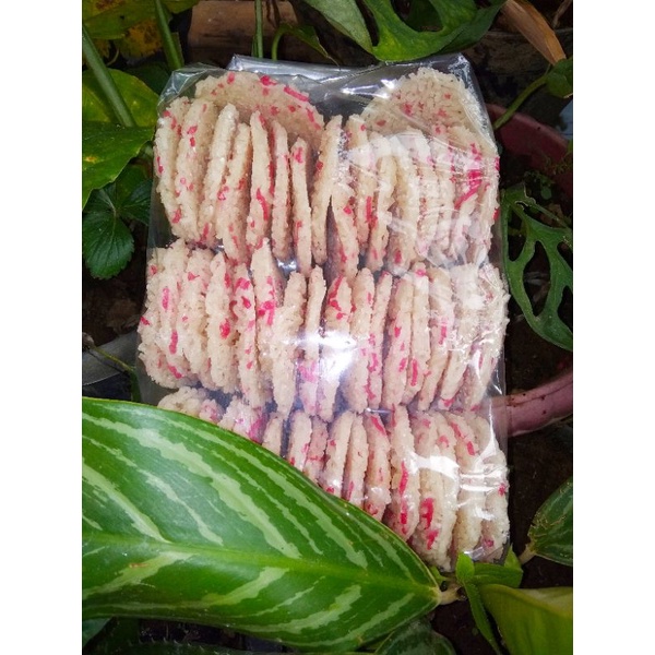 

KERUPUK BERAS MENTAH 50pcs