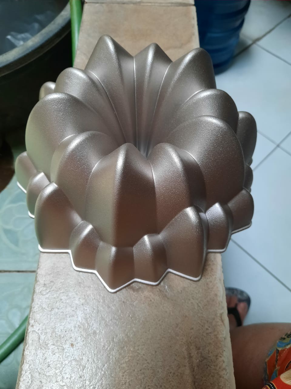 Kirin Premium Cake Pan Cascade Champagne Gold | Loyang Bolu Cascade