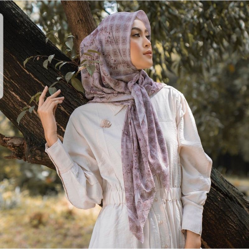 Heaven Lights X SHIREEN SUNGKAR (Ask Scarf)