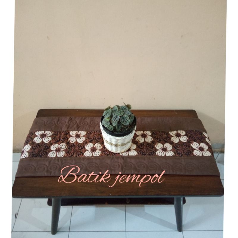 Taplak meja batik motif prabu seling / loper batik