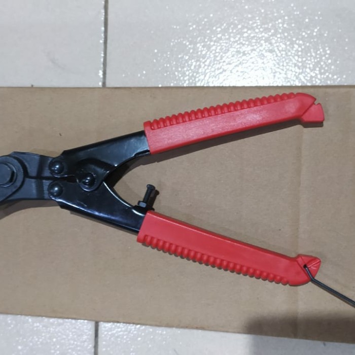 

(MEI) steel strapping cutter / alat potong plat ukuran 8in