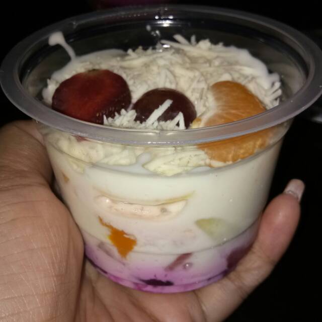 

Cemilan sehat salad buah