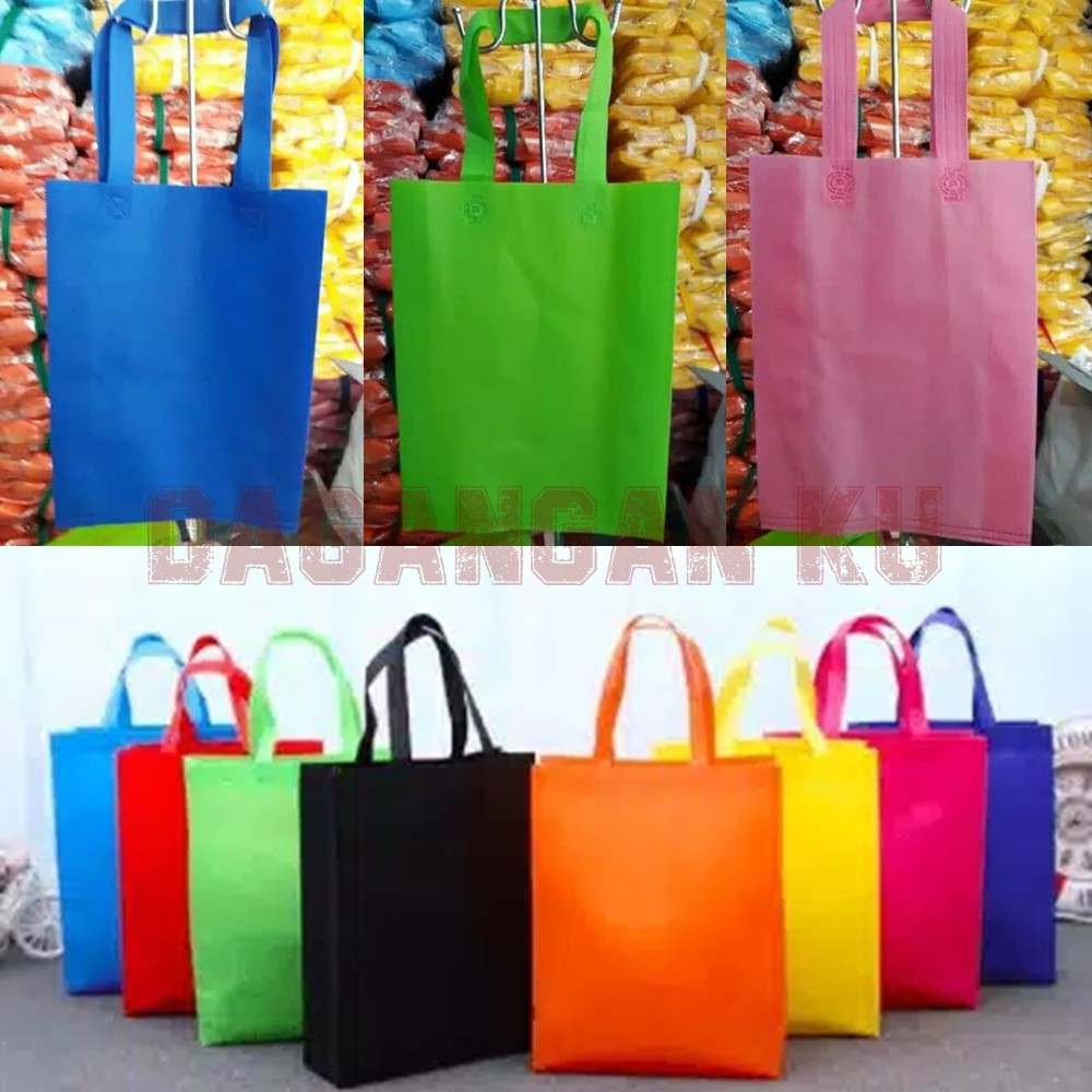 

PROMO Tas Spunbond 25x35 Goodie Bag Kantong Kain Polos 25 x 35 Goodiebag Souvenir Ulang Tahun Anak