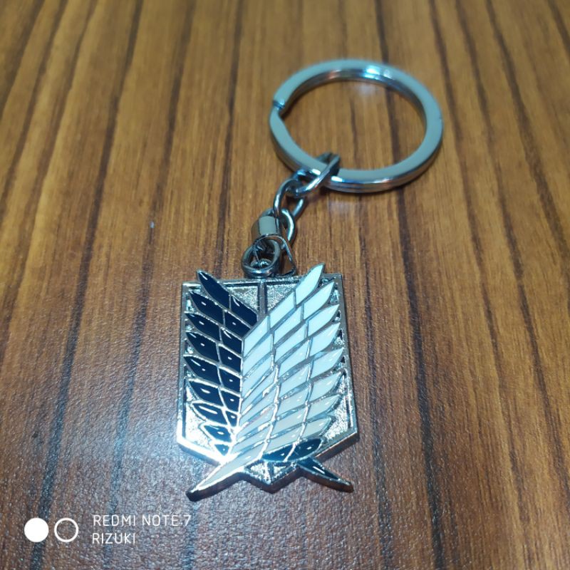 Gantungan Kunci Logo SNK SHINGEKI NO KYOUJIN ATTACK ON TITAN AOT